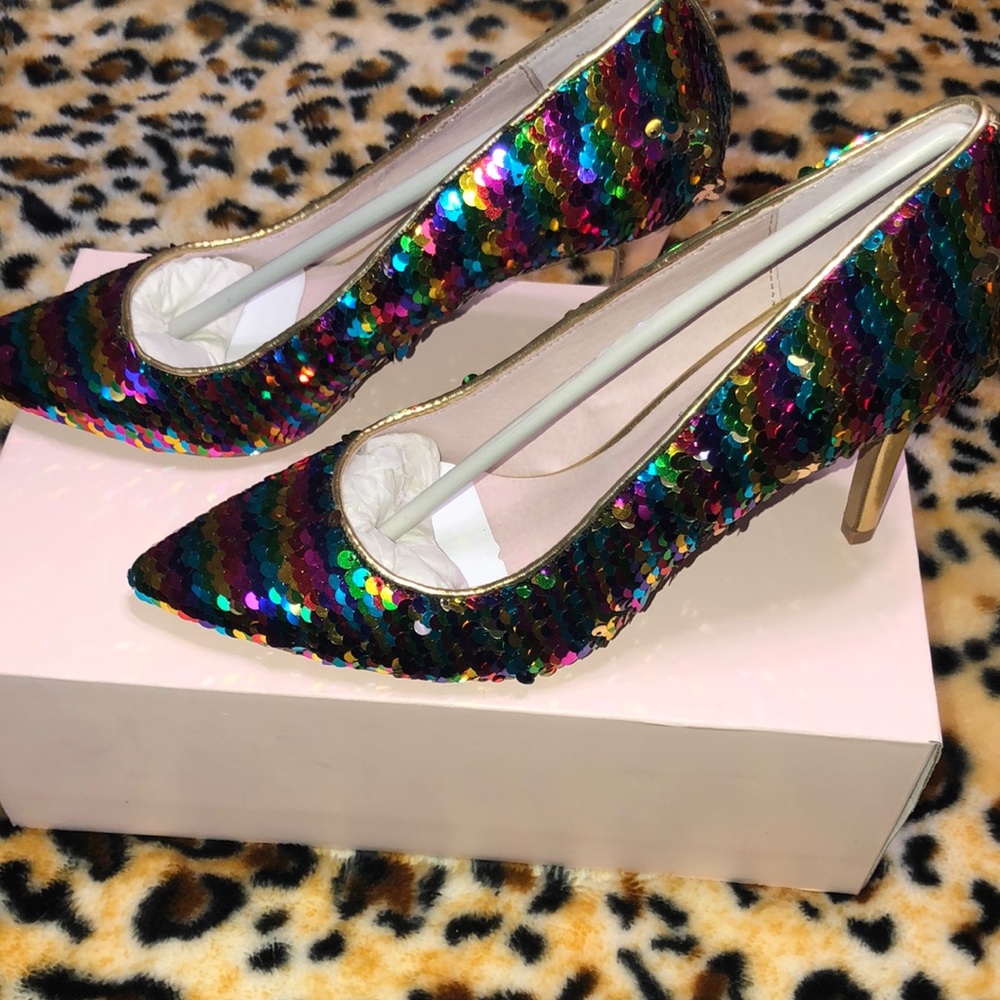 Chinese Laundry Ruthy Sequins Soes